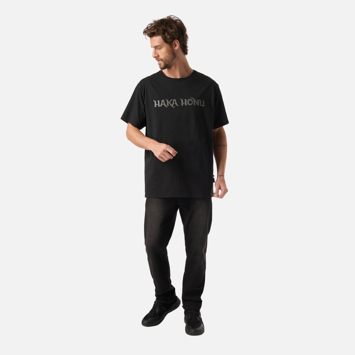 Polera Hombre Logo Negro Haka Honu