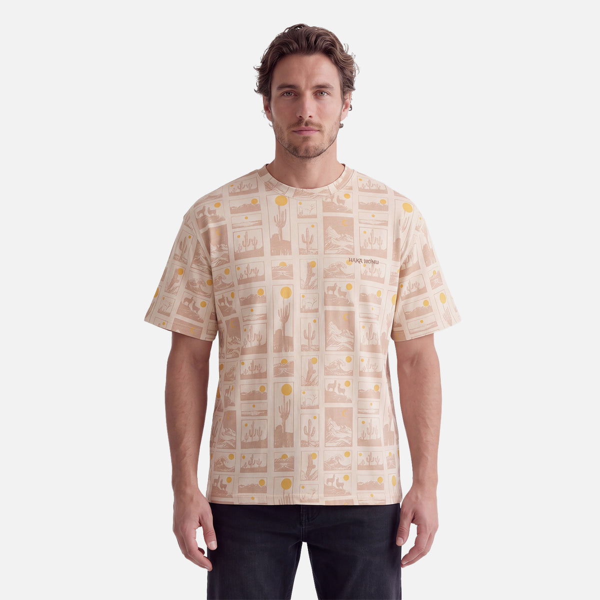 Polera Hombre Pinacoteca Print Taupe Haka Honu