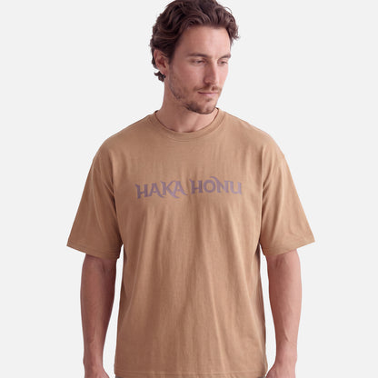Polera Hombre Logo Cafe Claro Haka Honu