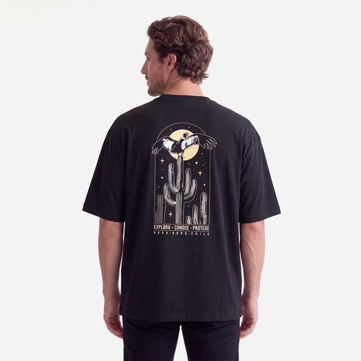 Polera Hombre Voy y Vuelvo Negro Haka Honu