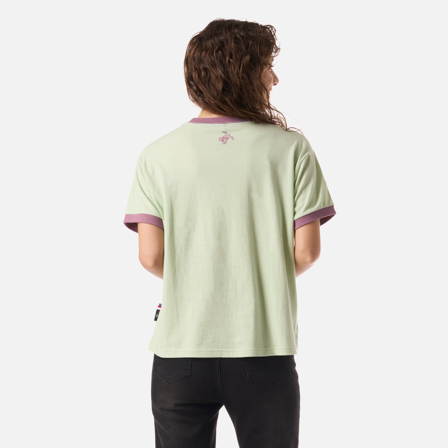 Polera Mujer Cosas Extranas Menta Haka Honu