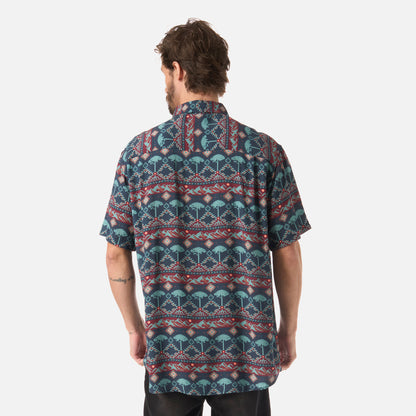 Camisa Hombre Good Karma Print Azul Noche Haka Honu