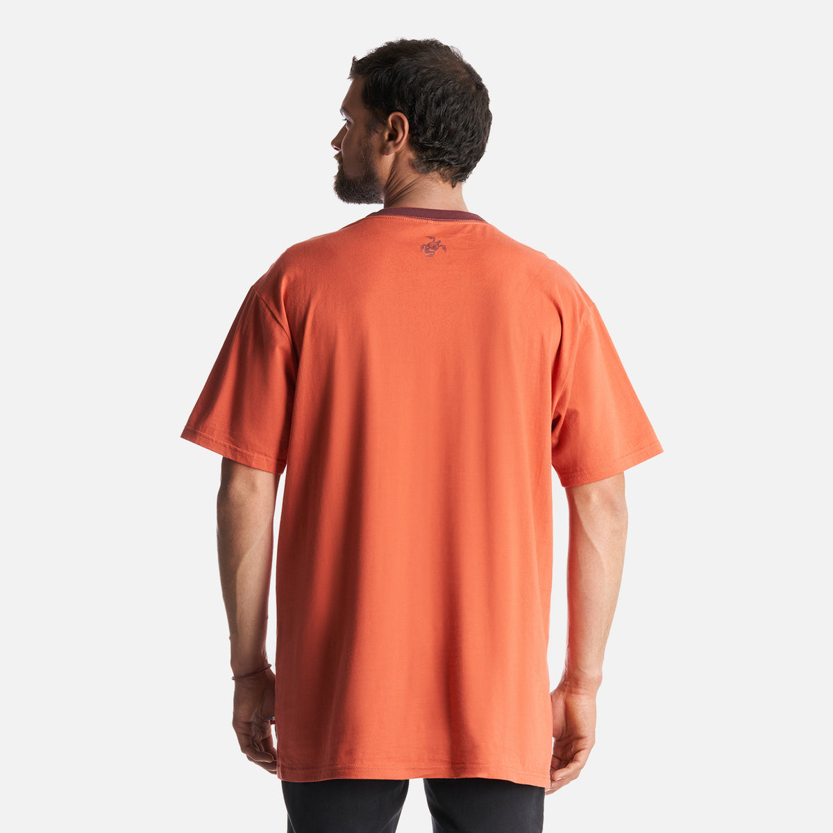 Polera Hombre Dale Color Terracota Haka Honu