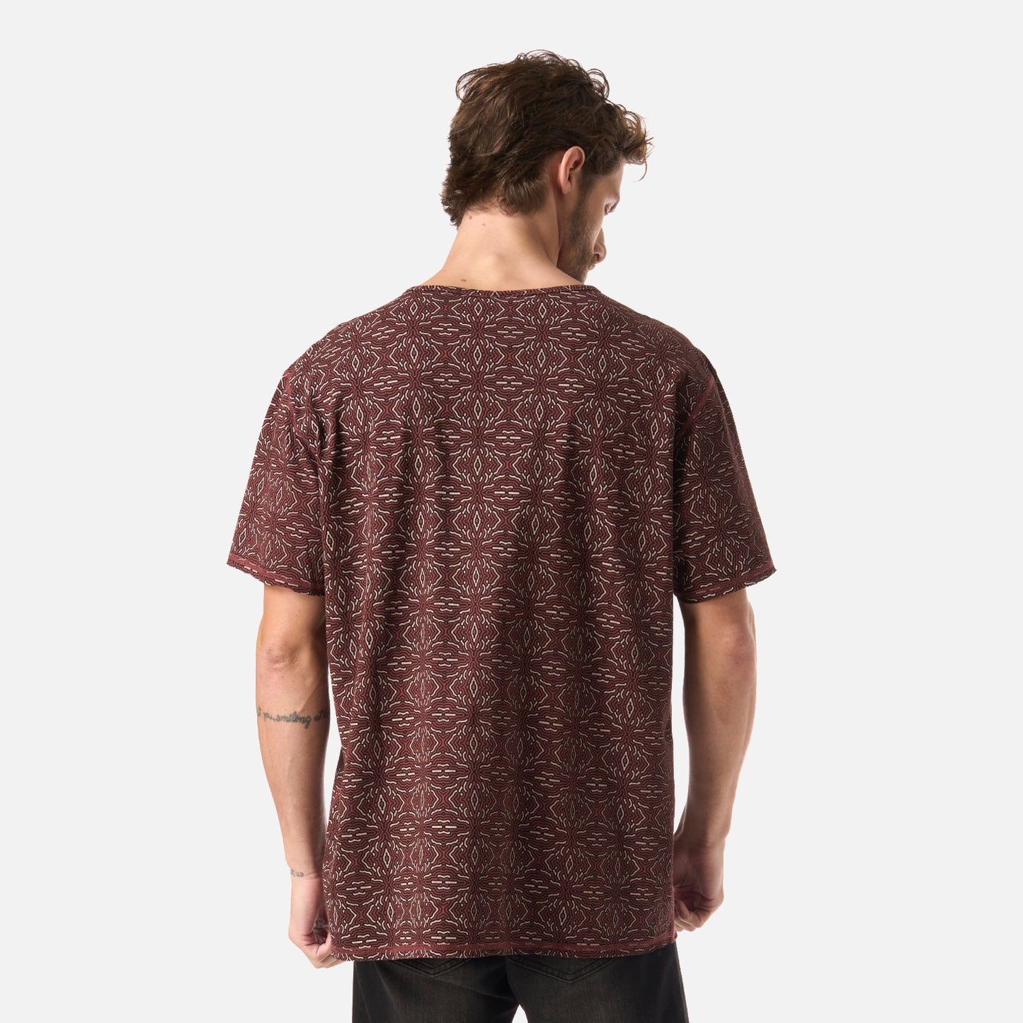 Polera Hombre Bi-curioso Print Vino Haka Honu