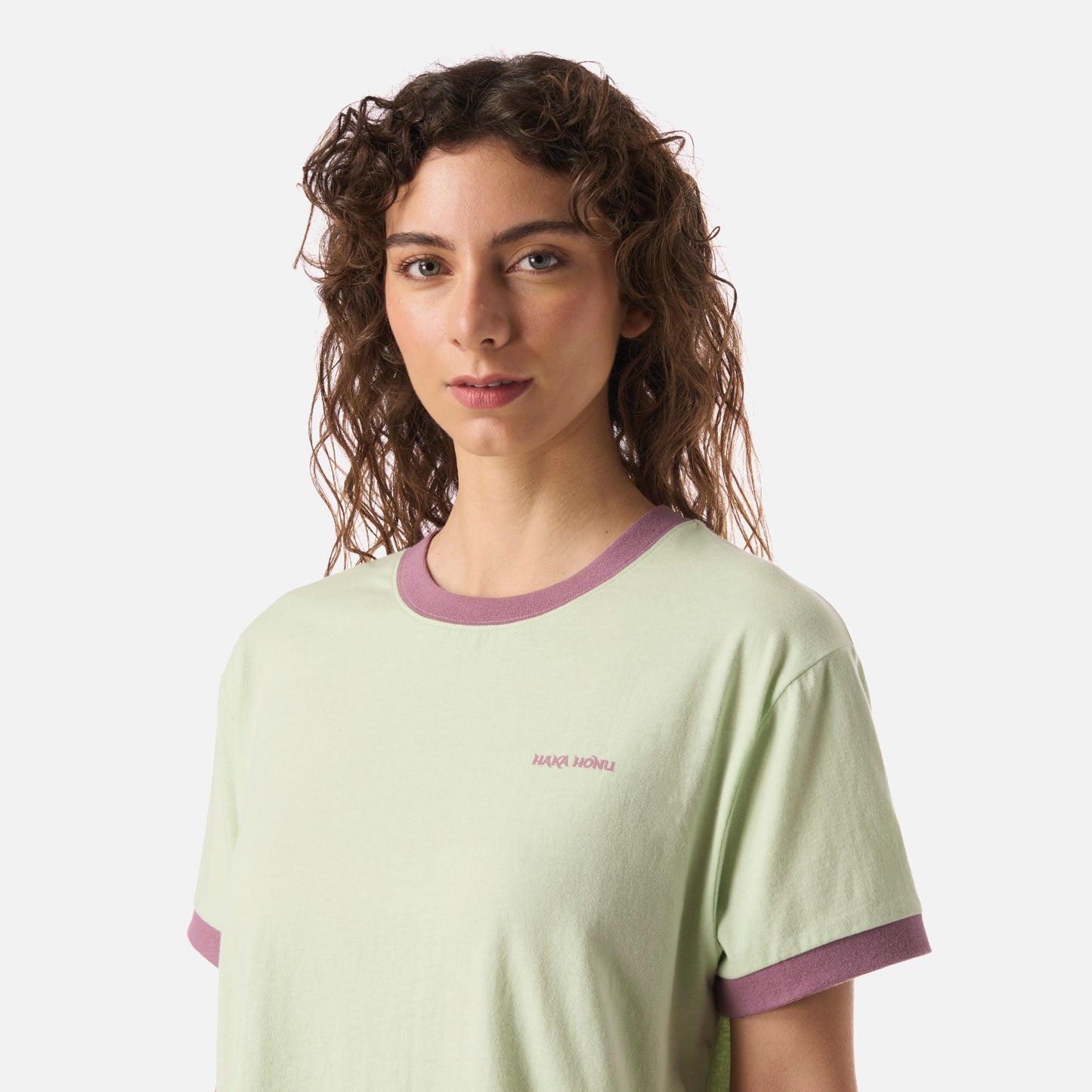 Polera Mujer Cosas Extranas Menta Haka Honu
