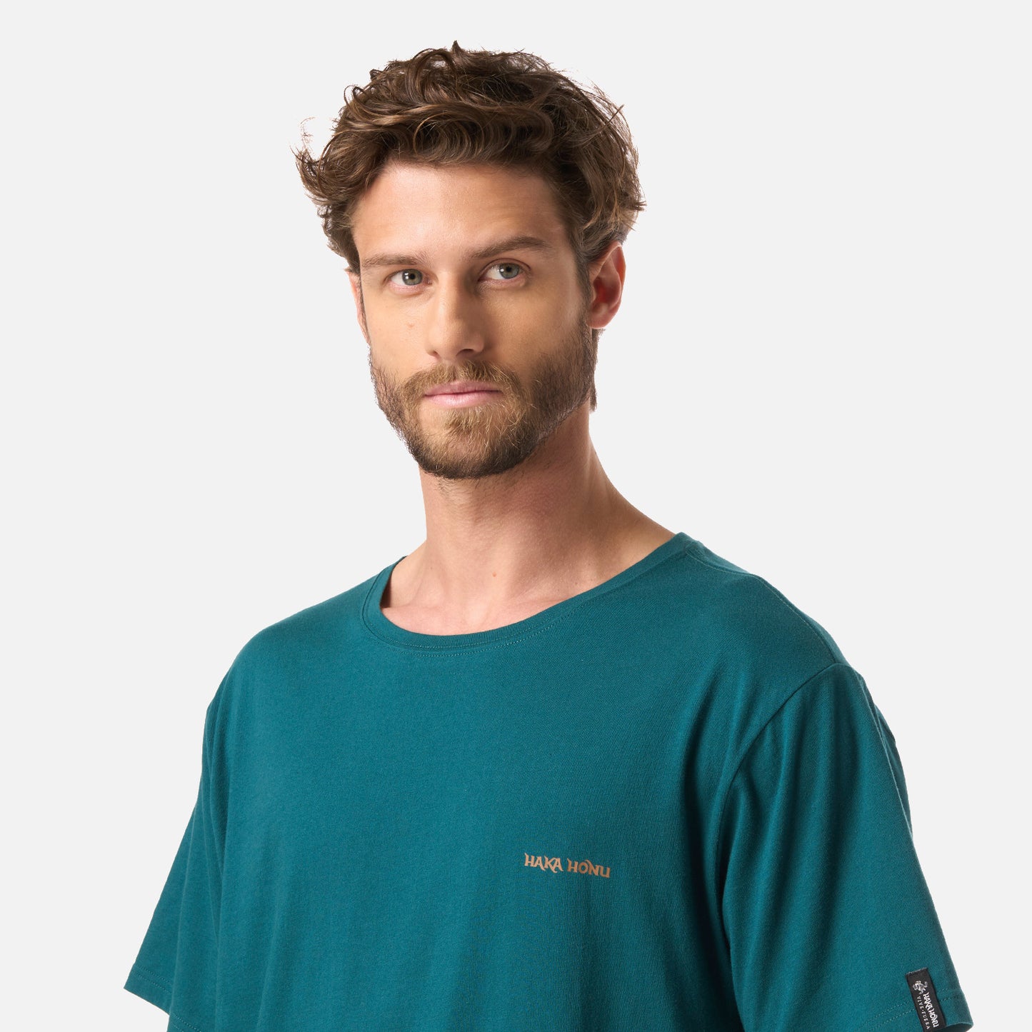 Polera Hombre Natural Petroleo Oscuro Haka Honu