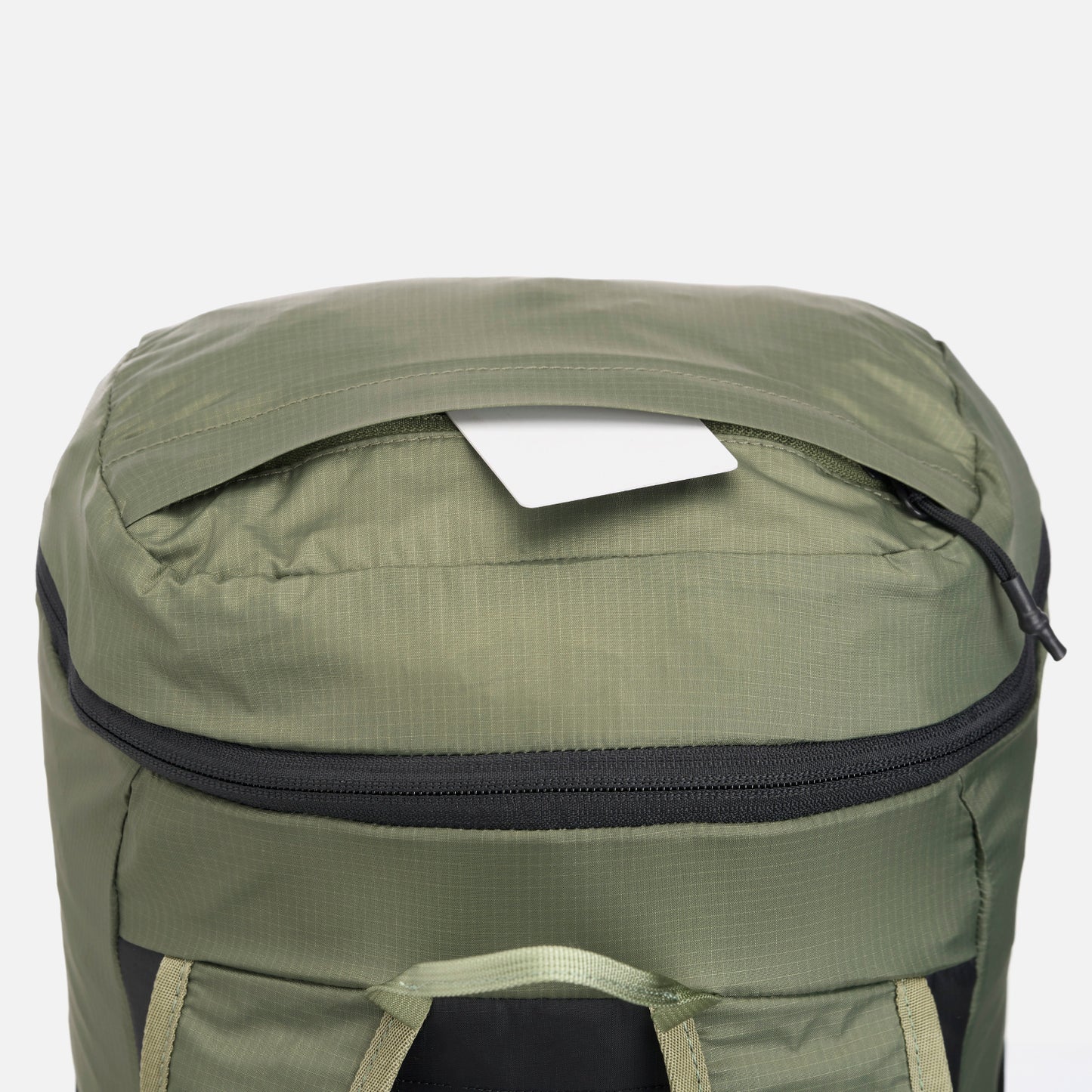 Mochila Peso Pluma 25L Verde Militar  Haka Honu