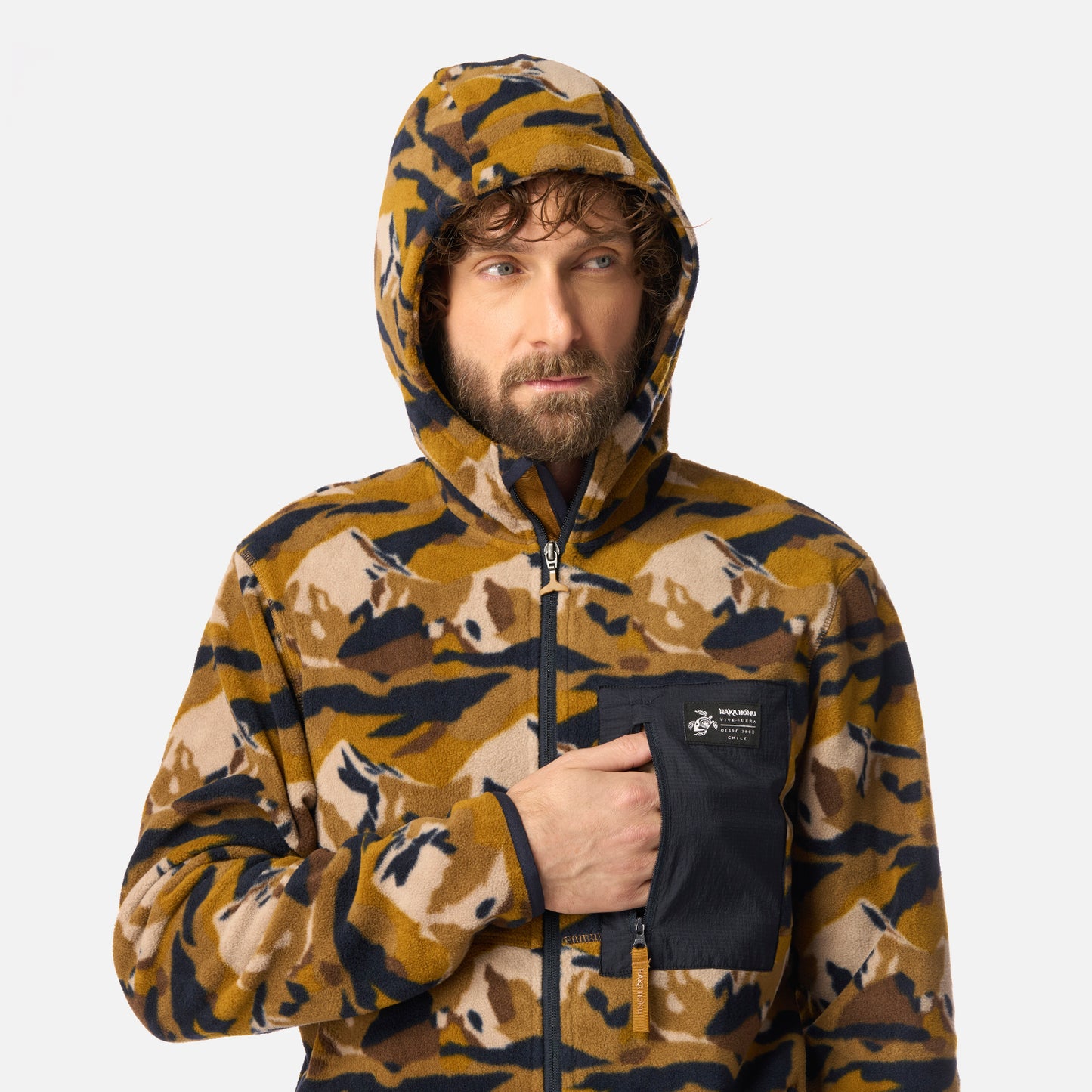 Polar Hombre Leñero Print Café Haka Honu