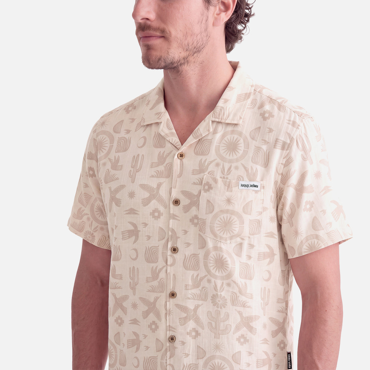 Camisa Hombre Linaje Print Taupe Haka Honu