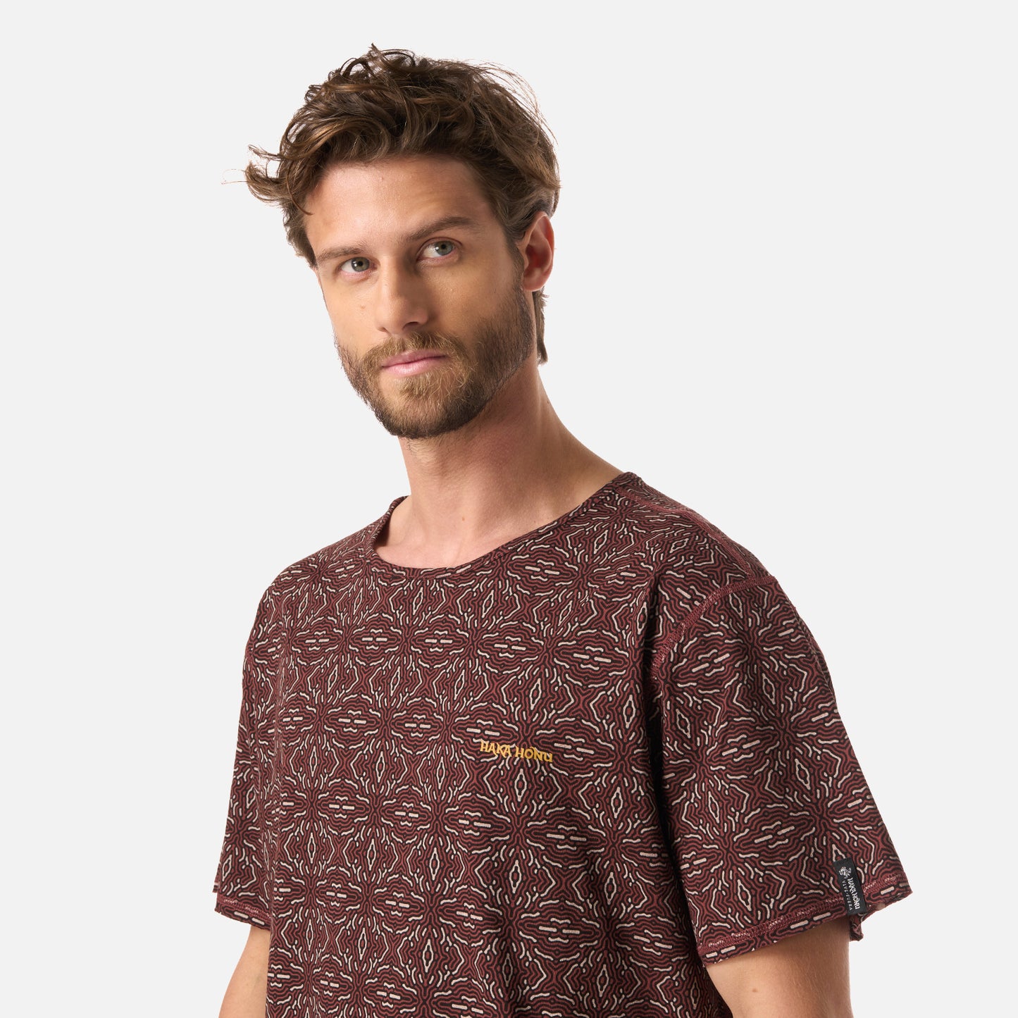 Polera Hombre Bi-curioso Print Vino Haka Honu