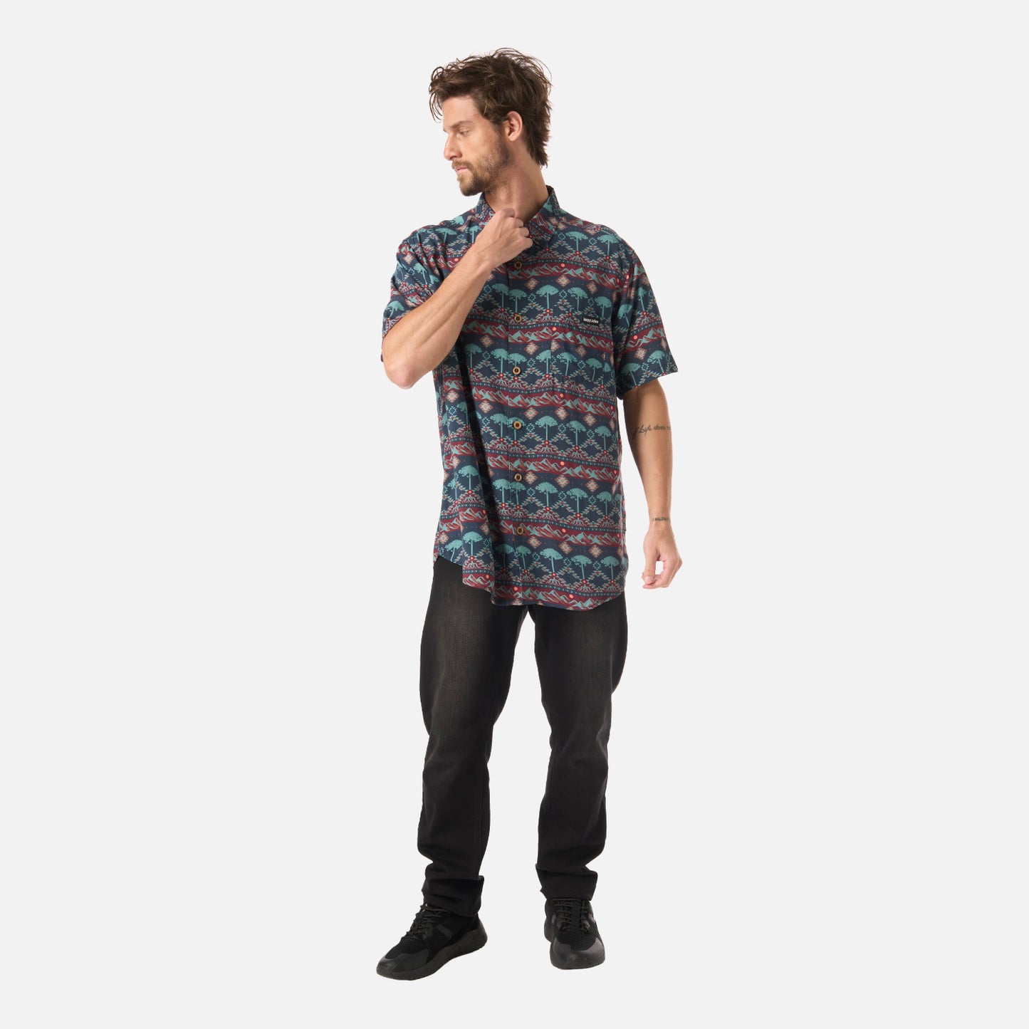 Camisa Hombre Good Karma Print Azul Noche Haka Honu