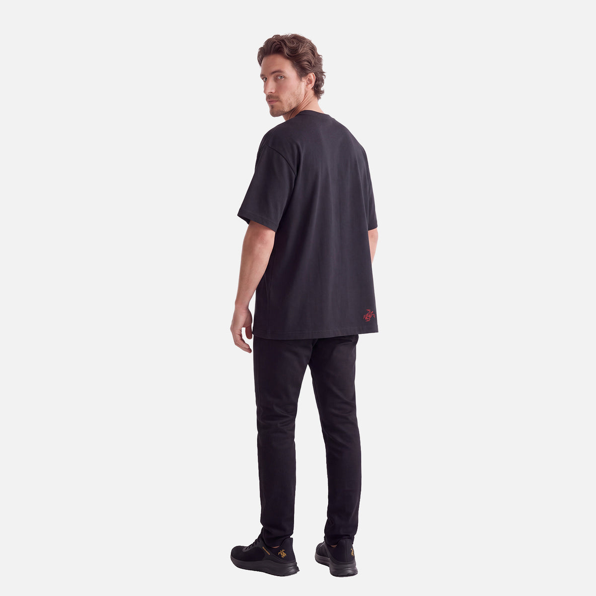 Polera Hombre Que Heavy Negro Haka Honu