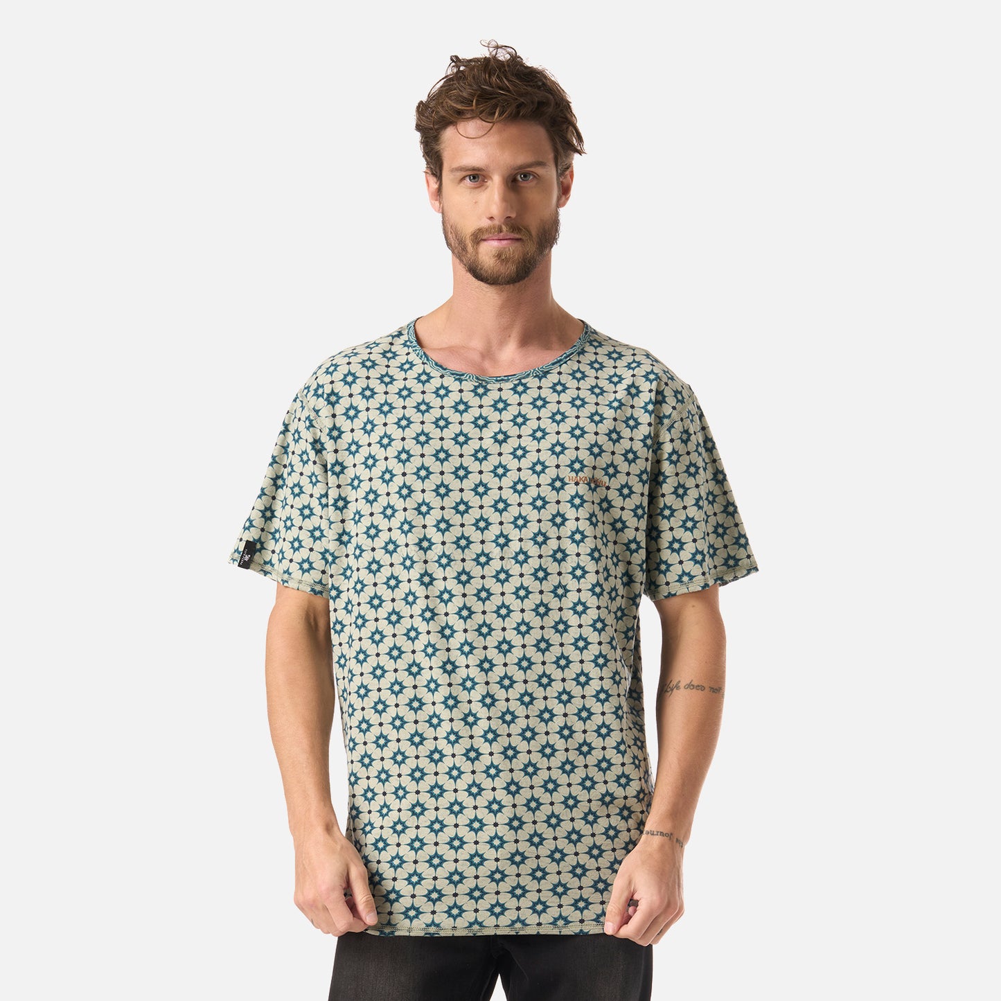Polera Hombre Bi-curioso Print Azul Noche Haka Honu