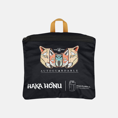 Mochila Peso Pluma 25L Negro  Haka Honu