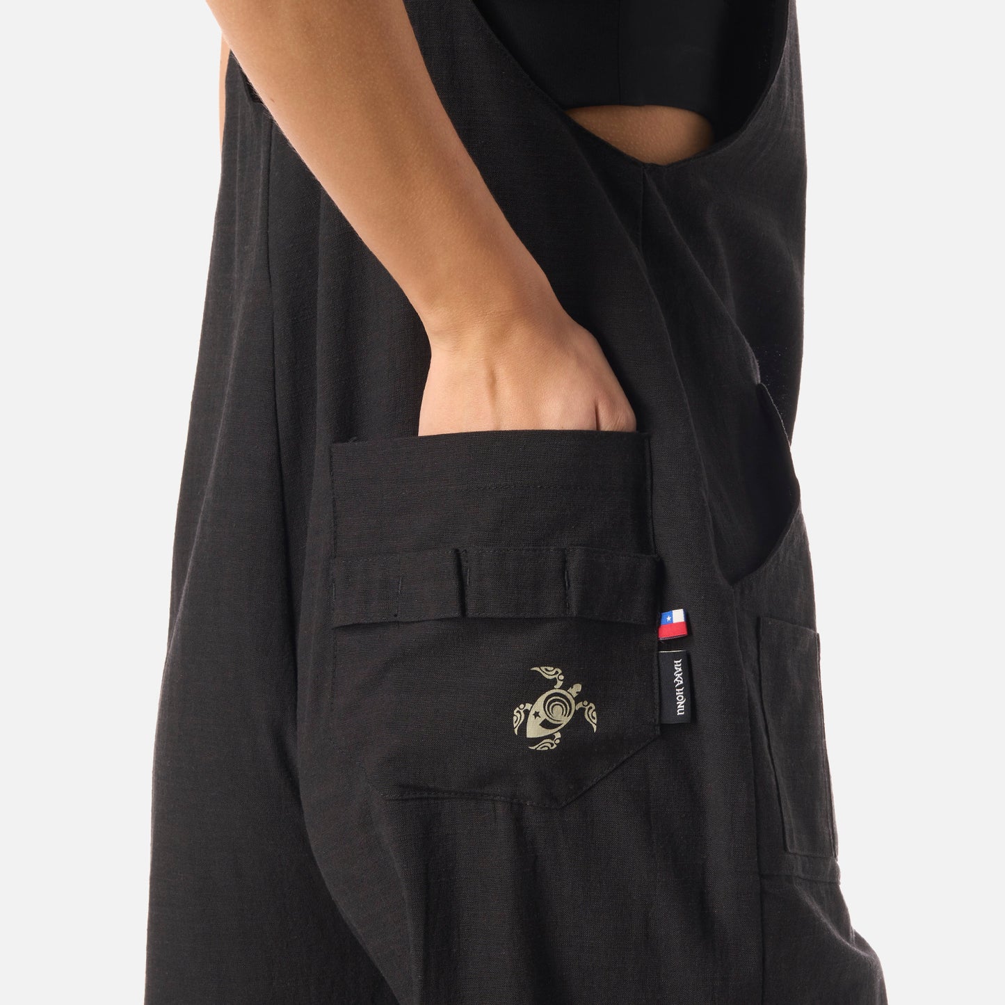 Jardinera Mujer Cultivadora Negro Haka Honu