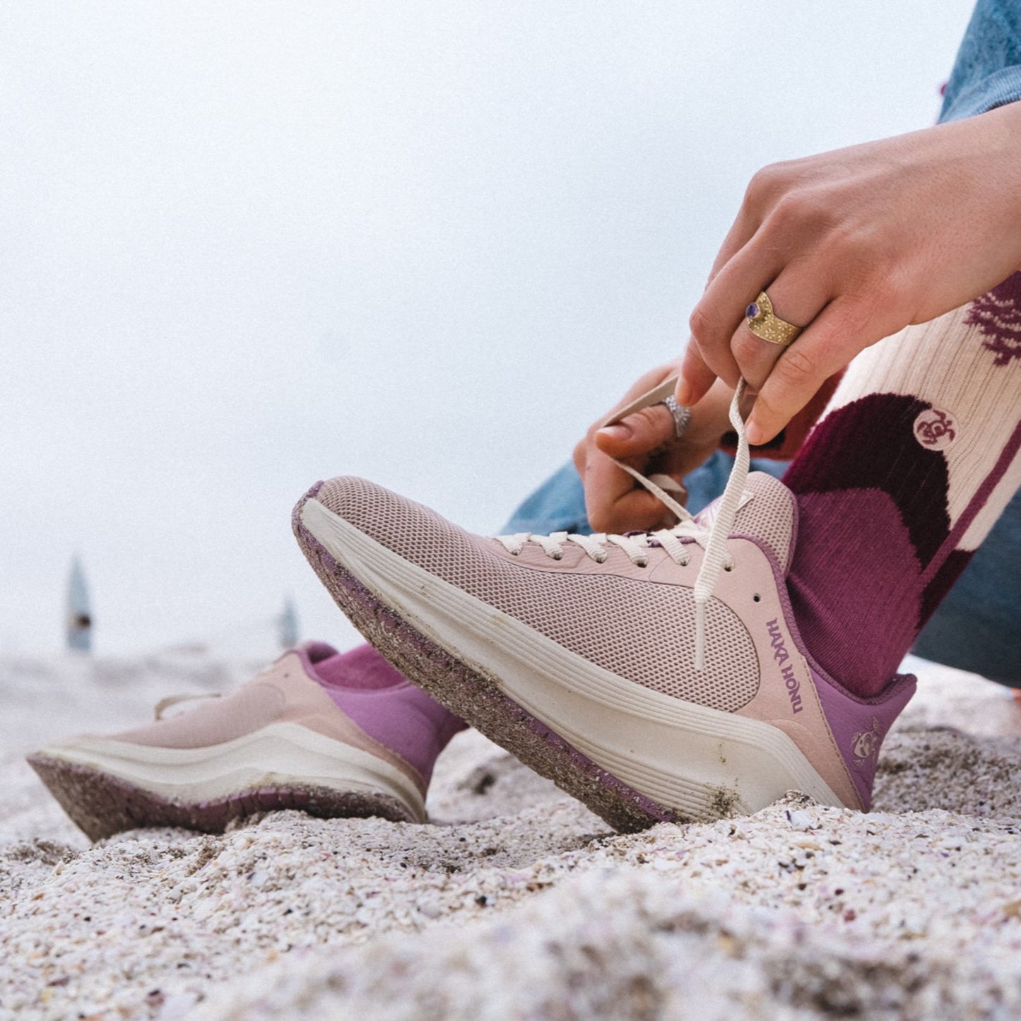 Zapatilla Mujer Escala Beige Haka Honu